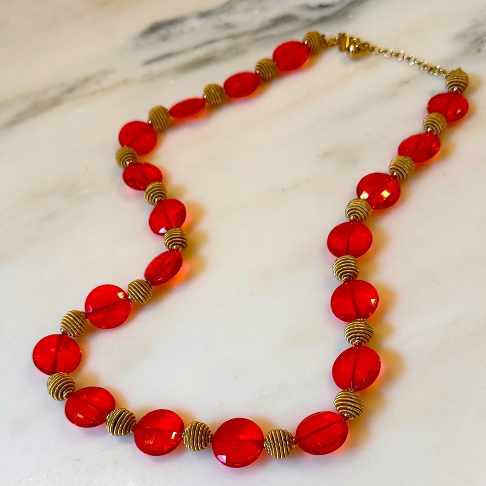 Kate Spade coral and gold beaded necklace, NWOT